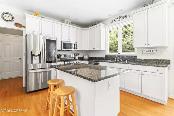 Lincroft, NJ 07738,25 Hamilton Hill Road