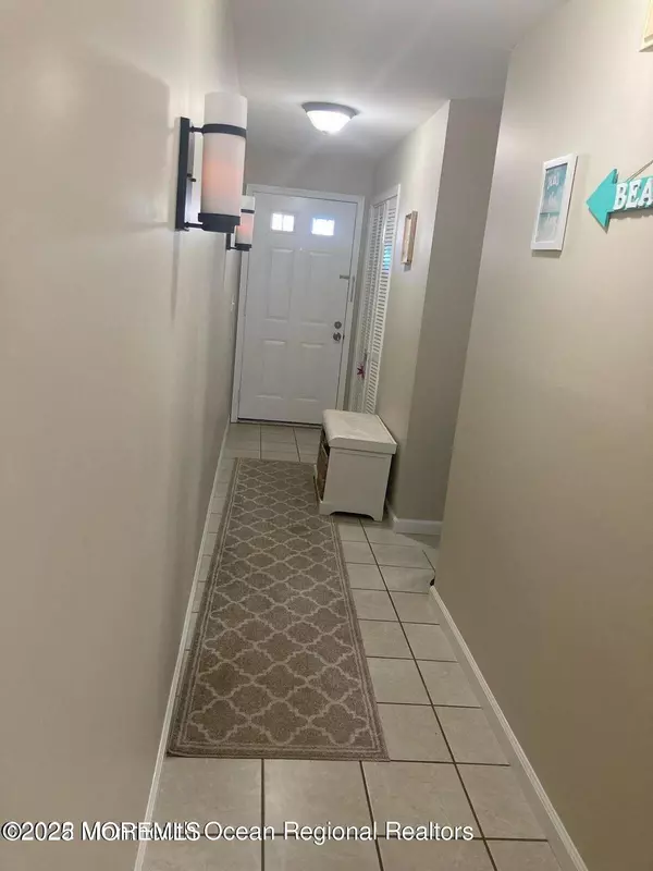 Seaside Heights, NJ 08751,606 Bay Boulevard #A4