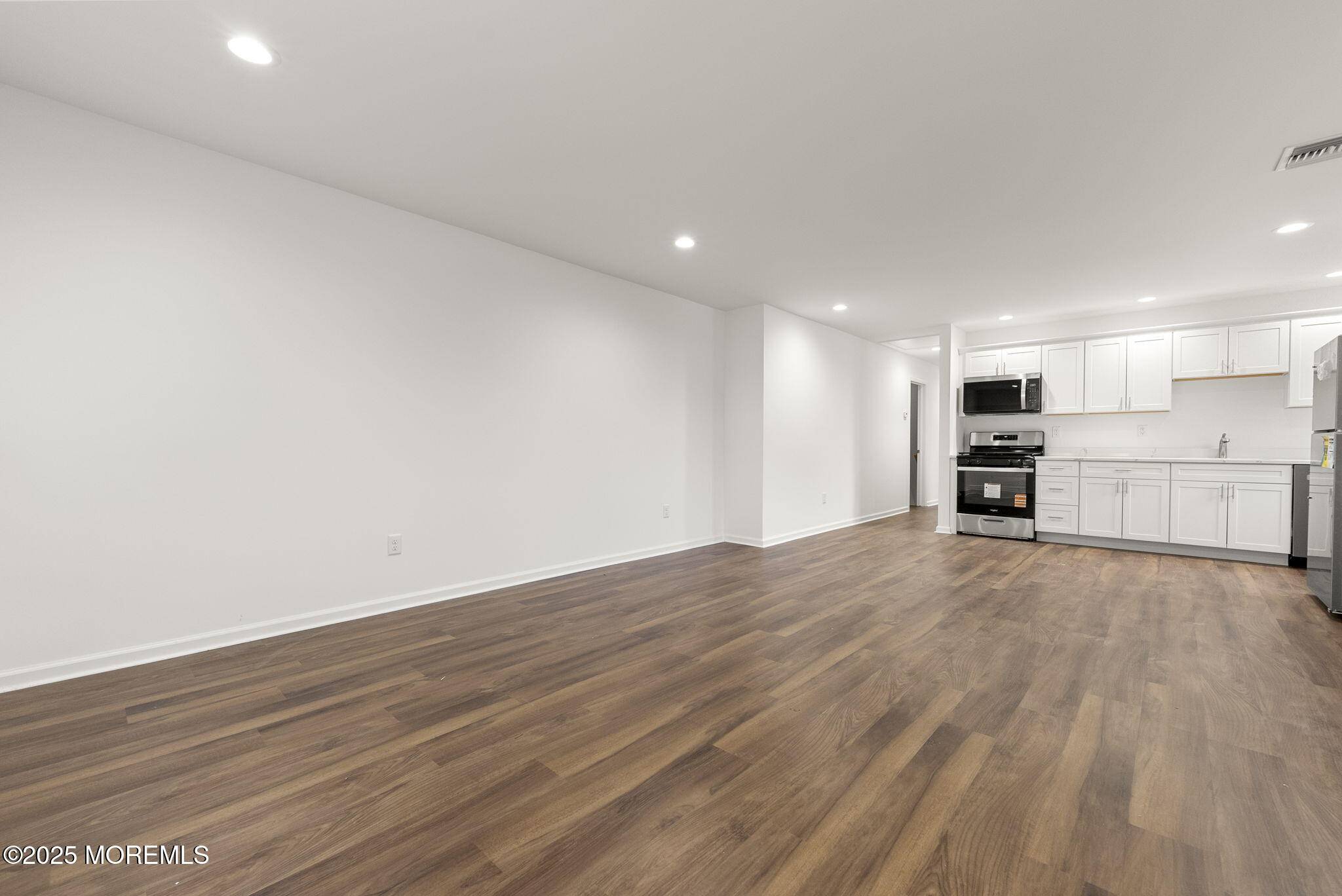 Sayreville Boro, NJ 08872,1 Bissett Street