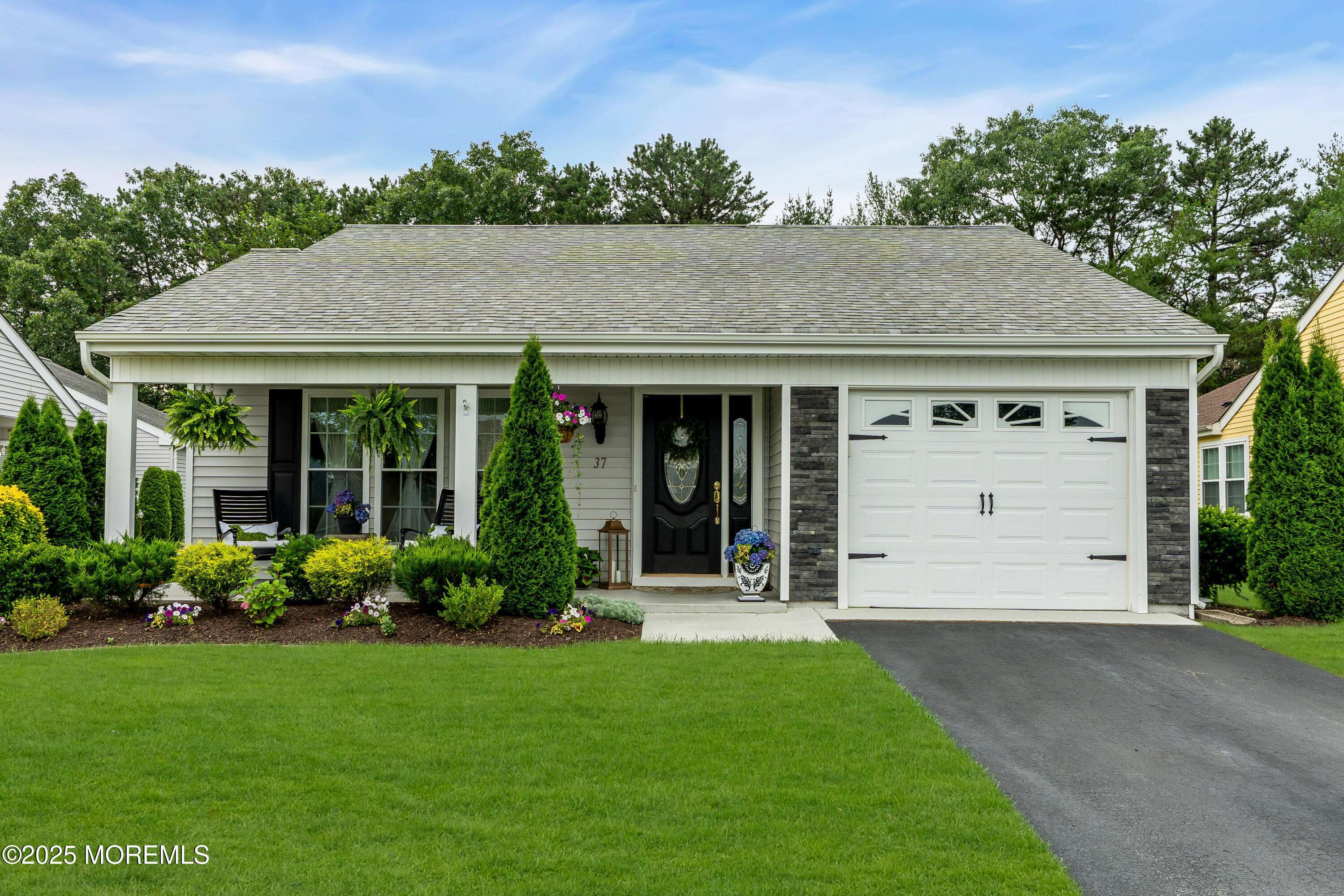 37 Normanton Avenue, Manchester, NJ 08759