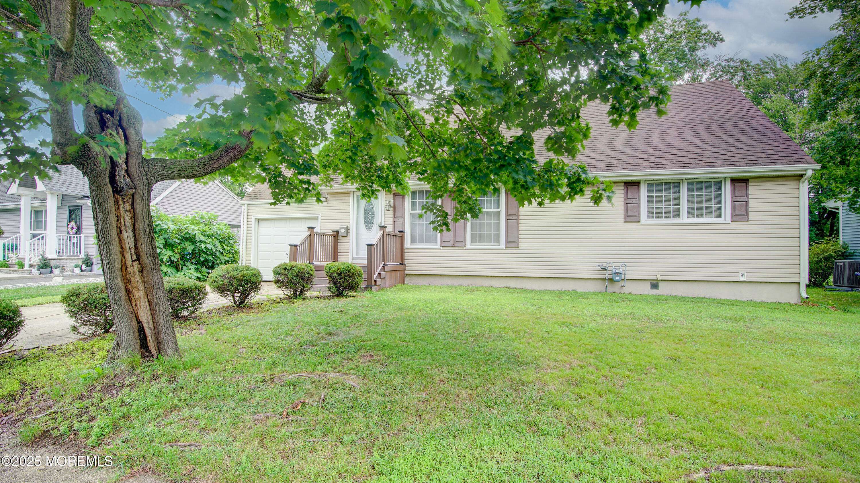 South Amboy, NJ 08879,24 Mercury Circle