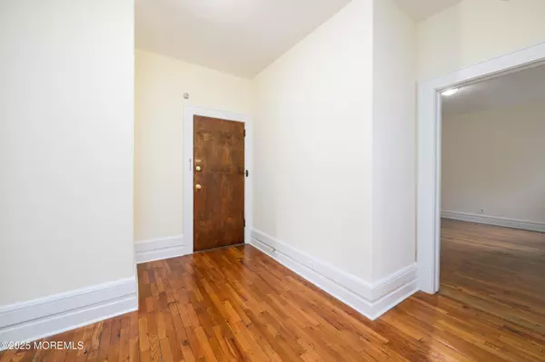 Montclair, NJ 07042,45 N Fullerton Avenue #102