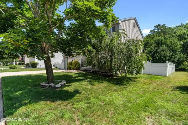 Bayville, NJ 08721,73 Timberline Road