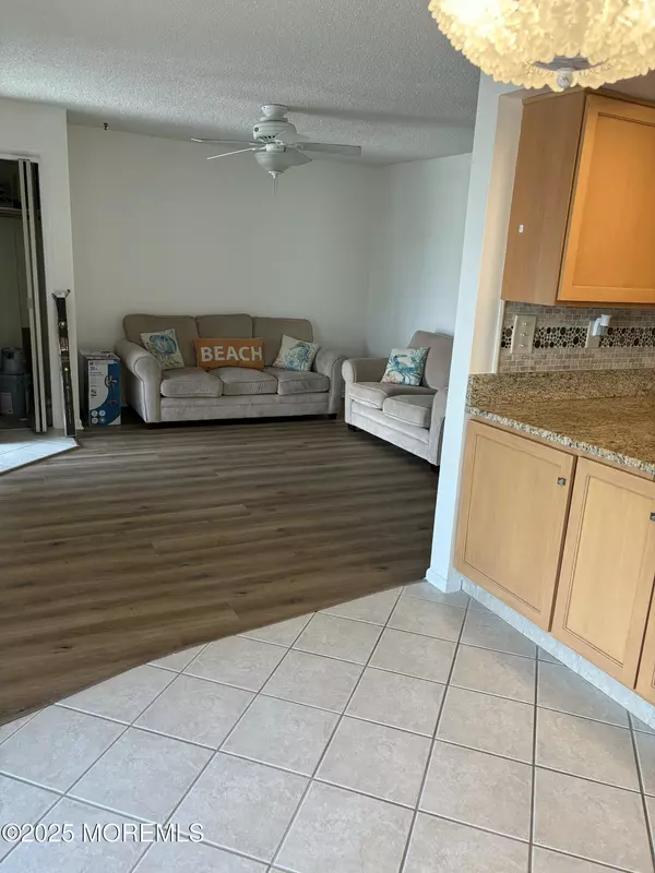 Seaside Heights, NJ 08751,1917 Bay Boulevard #2
