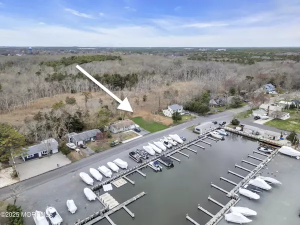 Waretown, NJ 08758,92 Marine Road