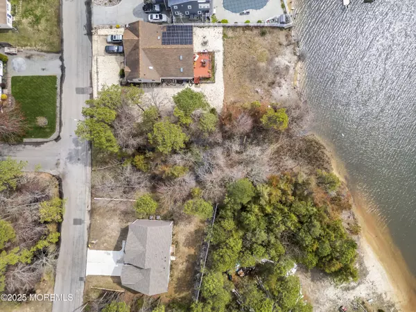 Forked River, NJ 08731,1 Clearwater Drive
