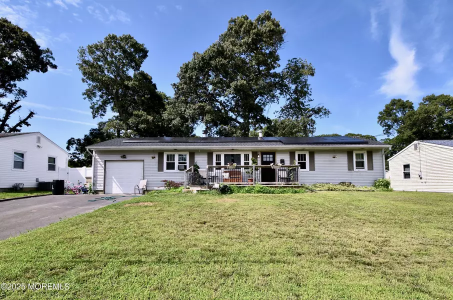 43 Harborage Avenue, Bayville, NJ 08721