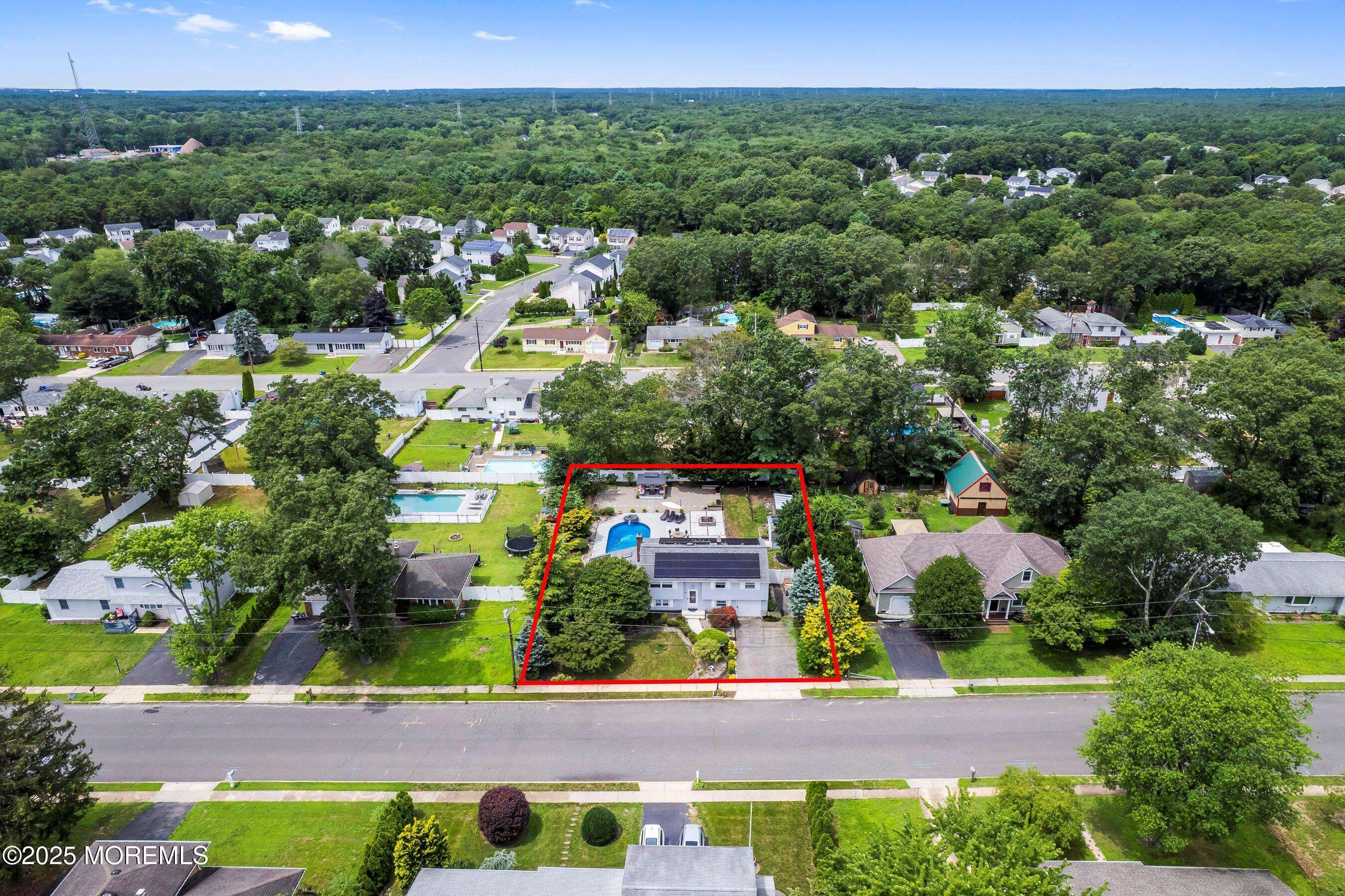 Howell, NJ 07731,43 Arlyn Drive