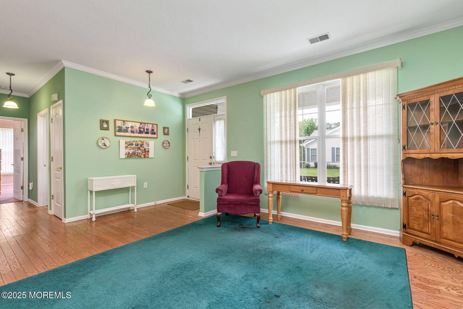 Lakewood, NJ 08701,47 Golden Willows Avenue