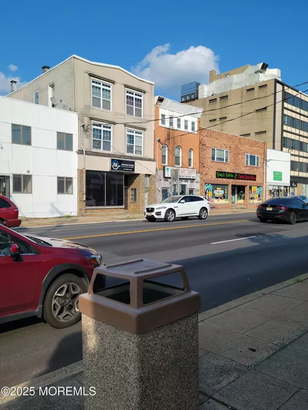 21 Main Street, Eatontown, NJ 07724