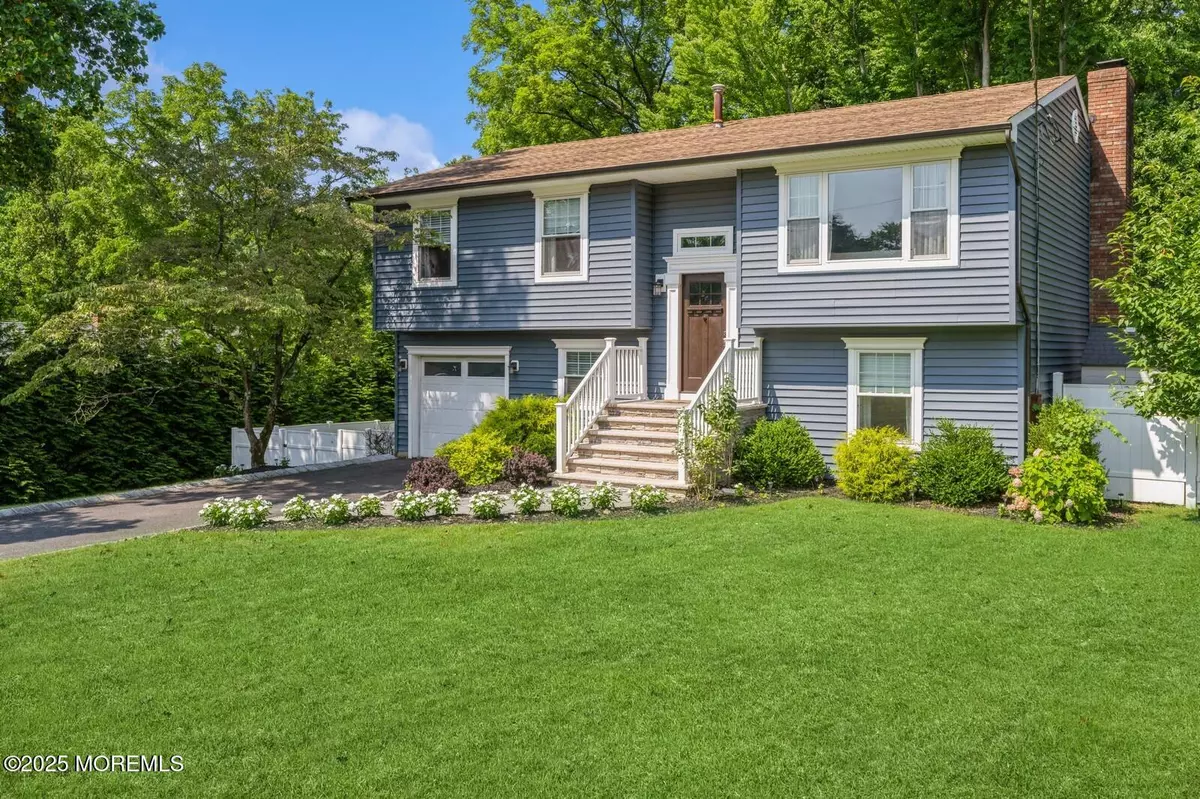 Red Bank, NJ 07701,70 Commonwealth Avenue