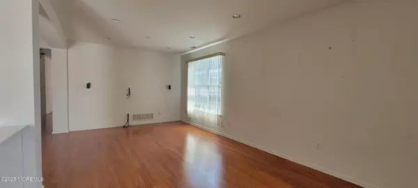 Jackson, NJ 08527,58 Marlow Drive