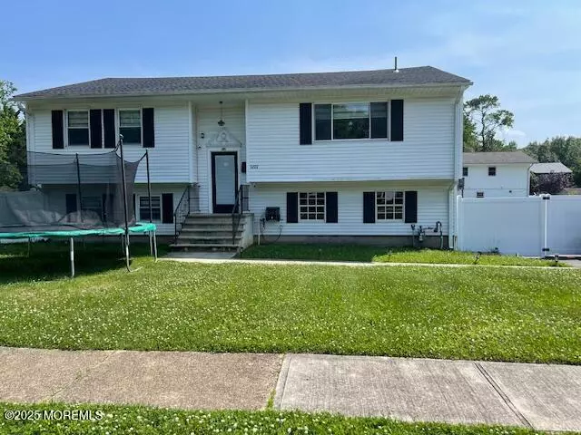 Ocean Twp, NJ 07712,1202 Thomas Avenue