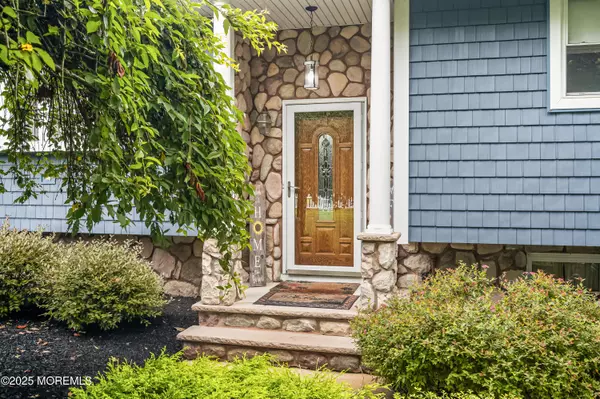 Freehold, NJ 07728,172 Bennett Road