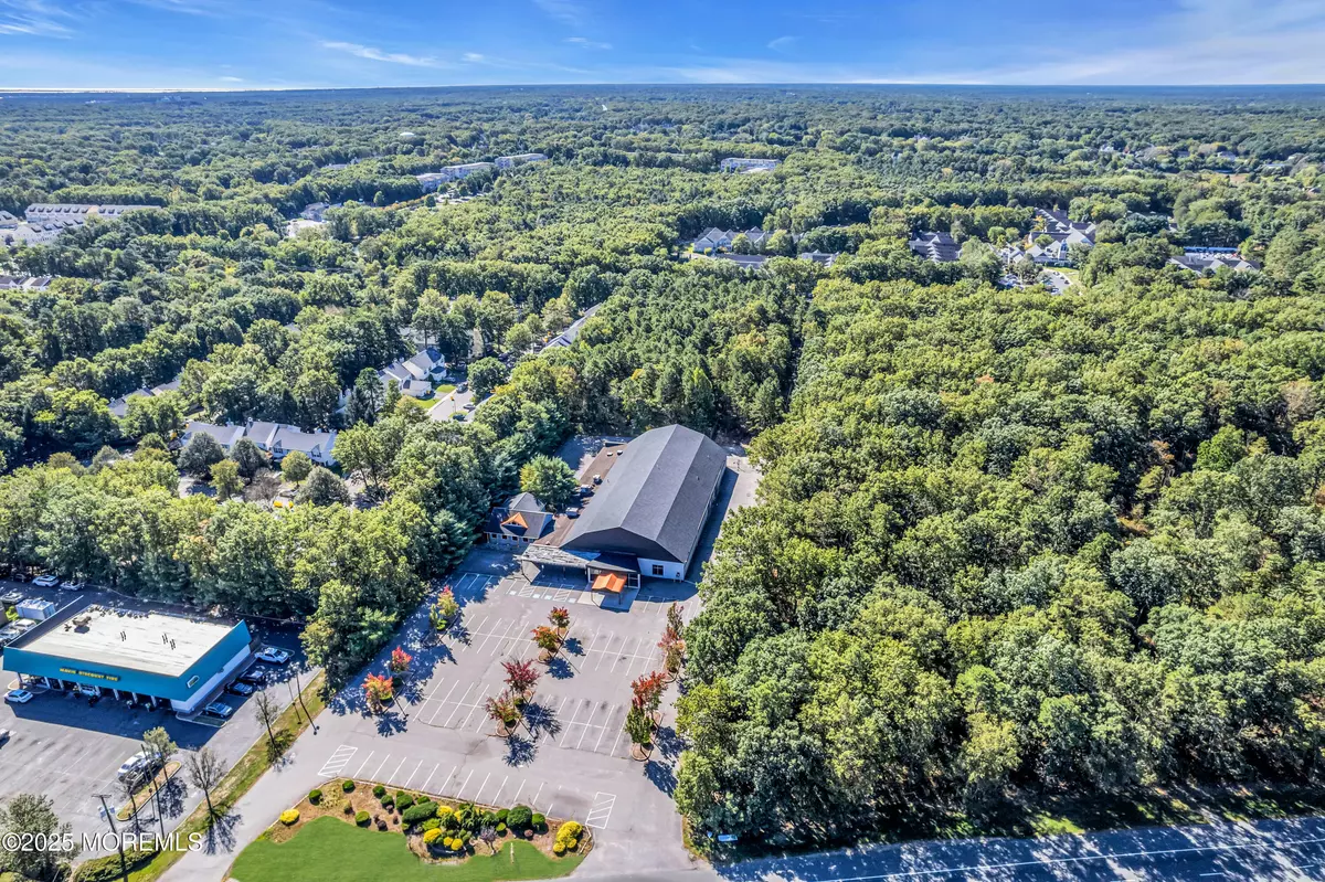 Lakewood, NJ 08701,300 Highway 70