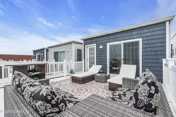 Seaside Heights, NJ 08751,26 Webster Avenue