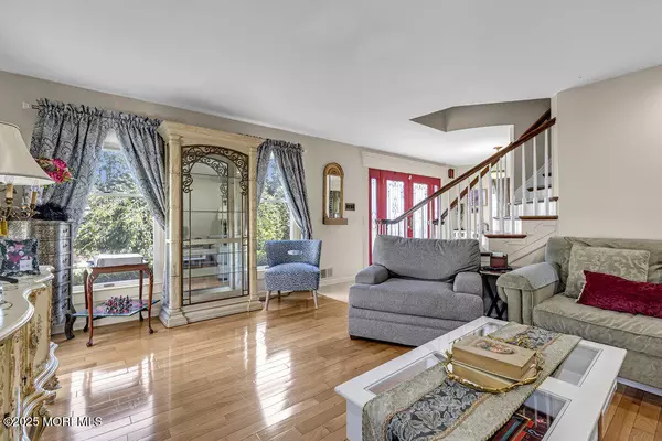 Marlboro, NJ 07746,10 Justin Court
