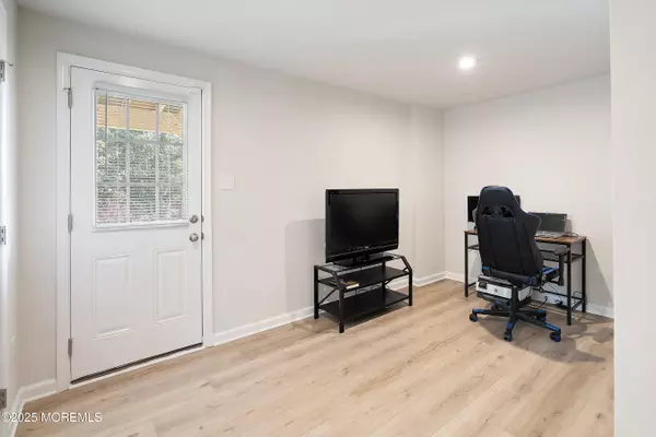 Forked River, NJ 08731,305 Cyprus Court