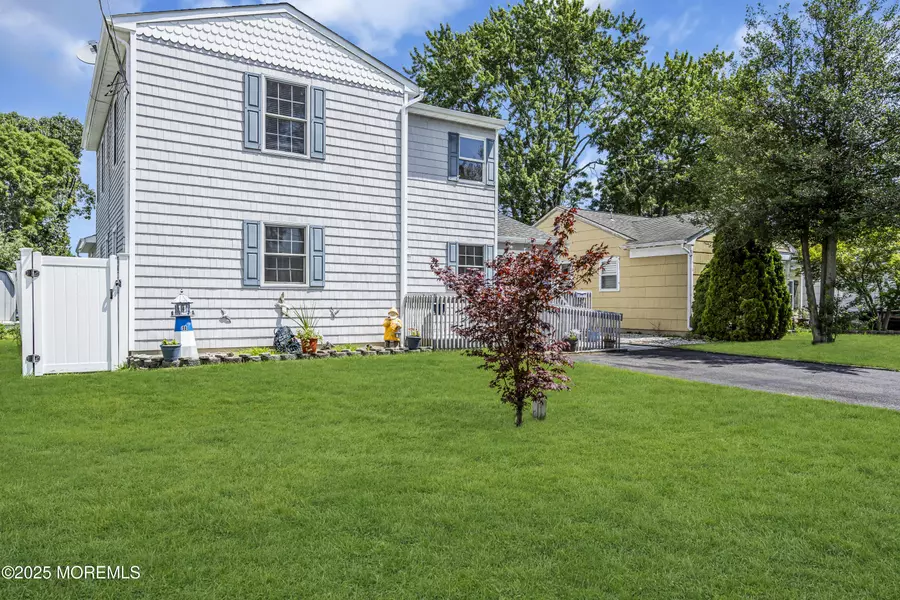 2221 Wilson Road, Point Pleasant, NJ 08742