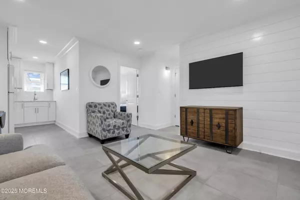 Long Branch, NJ 07740,548 Ocean Boulevard #12