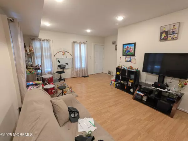 Freehold, NJ 07728,11 Hull Avenue