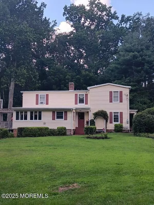 106 Holmes Mill Road, Cream Ridge, NJ 08514