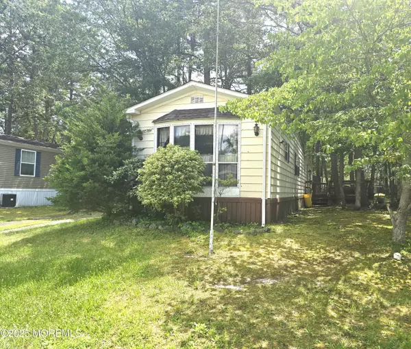 Jackson, NJ 08527,24 Gardenia Place