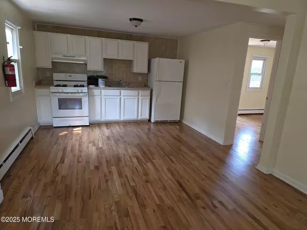 Toms River, NJ 08753,523 Buermann Avenue