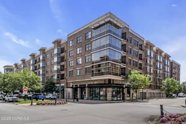 22 Avenue At Port Imperial #212, West New York, NJ 07093