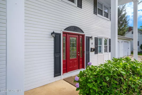 Howell, NJ 07731,11 N Westfield Road