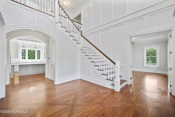 Rumson, NJ 07760,4 Club Way