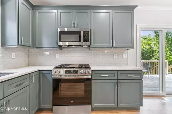 Atlantic Highlands, NJ 07716,75 E Lincoln Avenue