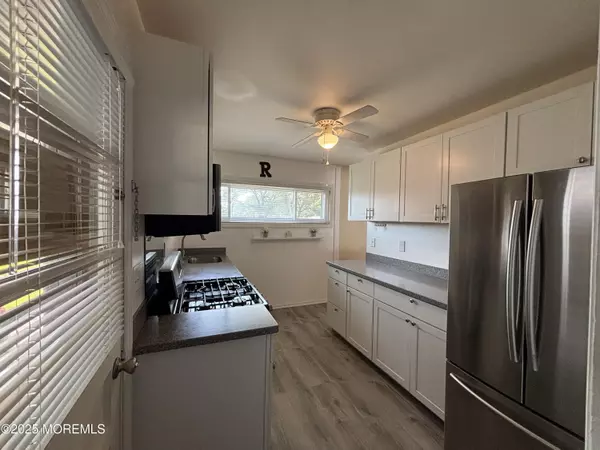 Parlin, NJ 08859,66 Princeton Road