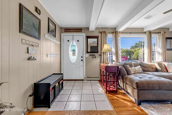 Keansburg, NJ 07734,64 Roland Street