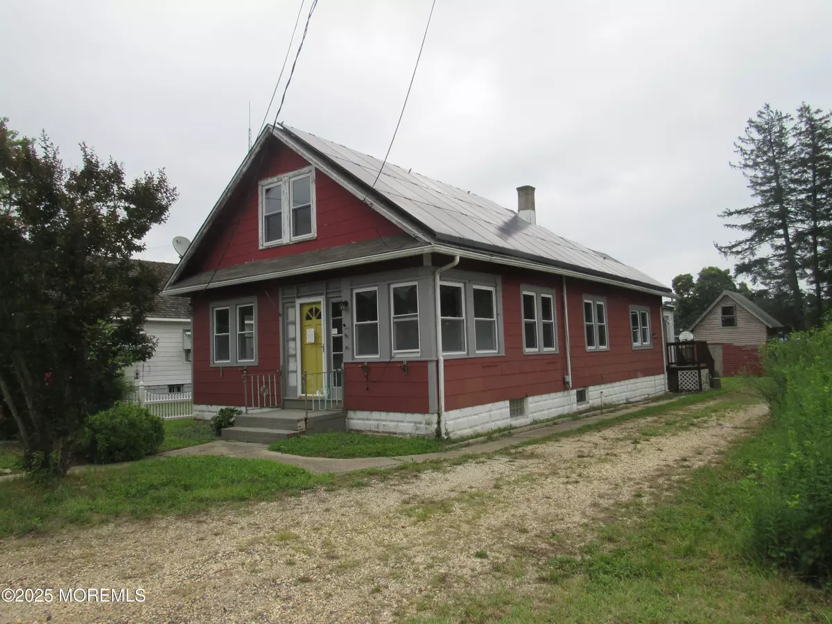 Little Egg Harbor, NJ 08087,896 Route 9