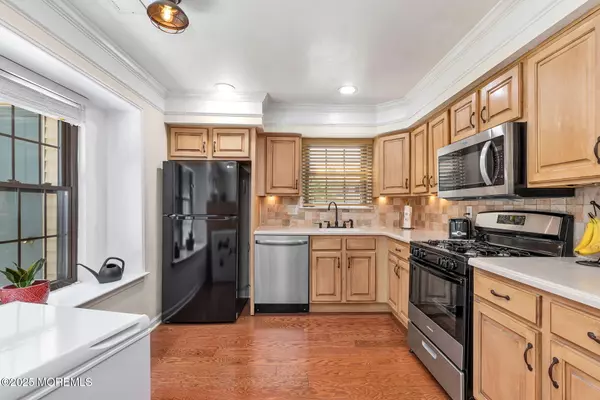 Aberdeen, NJ 07747,34 Balmoral Court