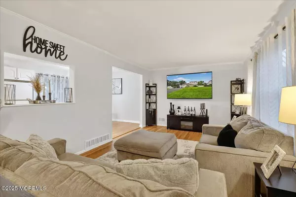 Manalapan, NJ 07726,13 Highland Drive