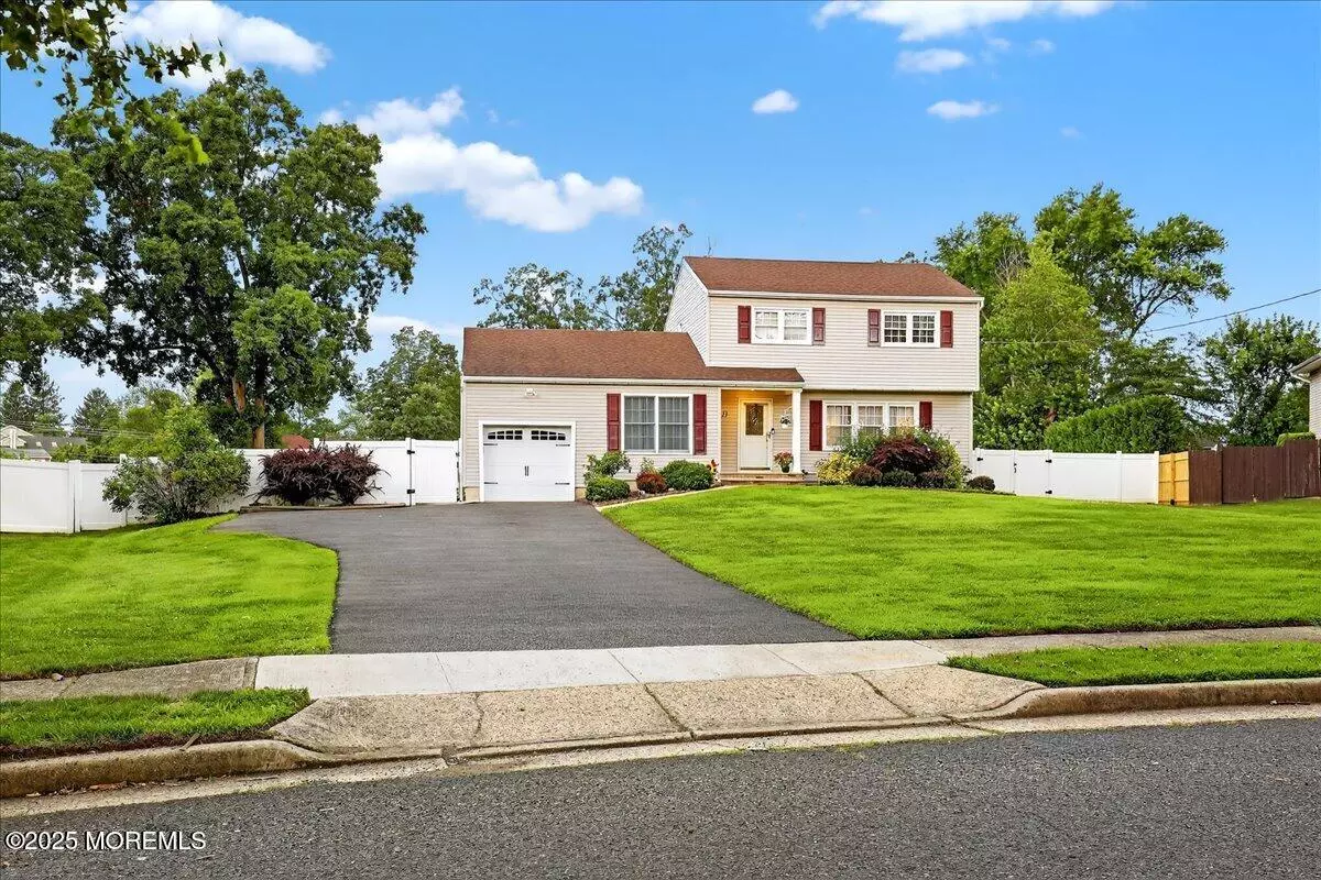 Manalapan, NJ 07726,13 Highland Drive