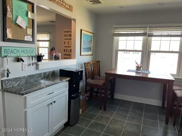 Sea Bright, NJ 07760,1201 Ocean Avenue #88