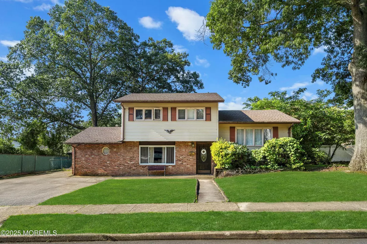 Jackson, NJ 08527,3 Colorado Drive