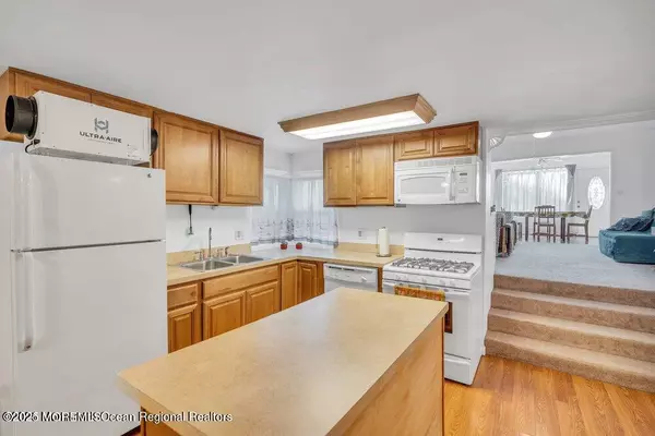 Toms River, NJ 08753,512 Parkside Avenue