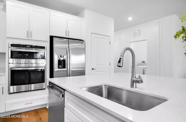 Monroe, NJ 08831,41 Longwood Drive