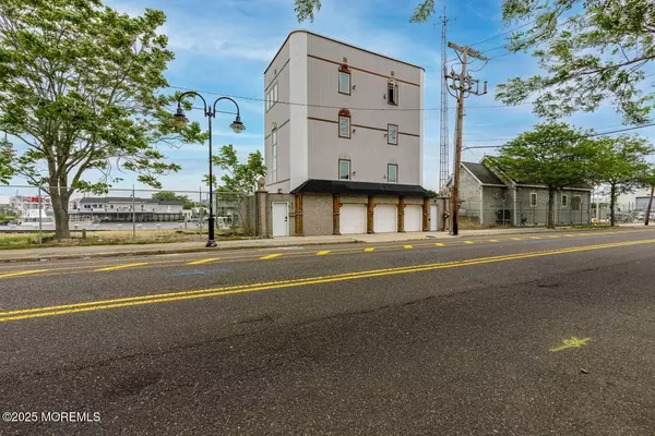 Atlantic City, NJ 08400,555 N Maryland Avenue