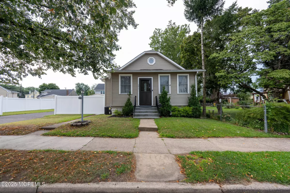 Hamilton, NJ 08610,2417 S Clinton Avenue