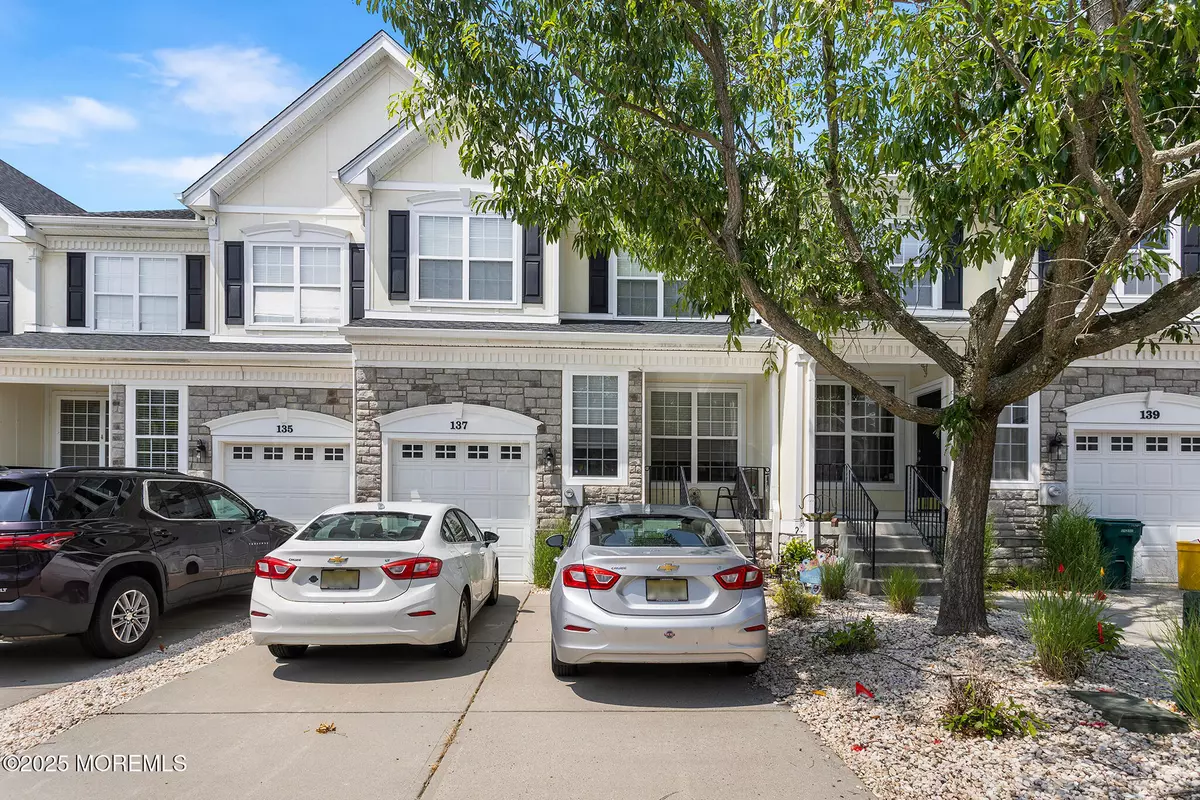 Jackson, NJ 08527,137 Brookfield Drive