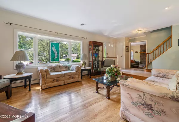 Lanoka Harbor, NJ 08734,204 Plover Court