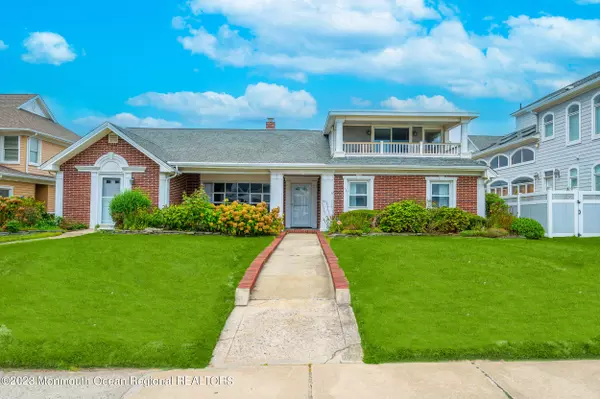 Avon-by-the-sea, NJ 07717,4 Washington Avenue #unit 1