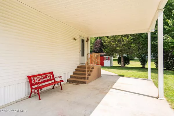 Cream Ridge, NJ 08514,12 Copperfield