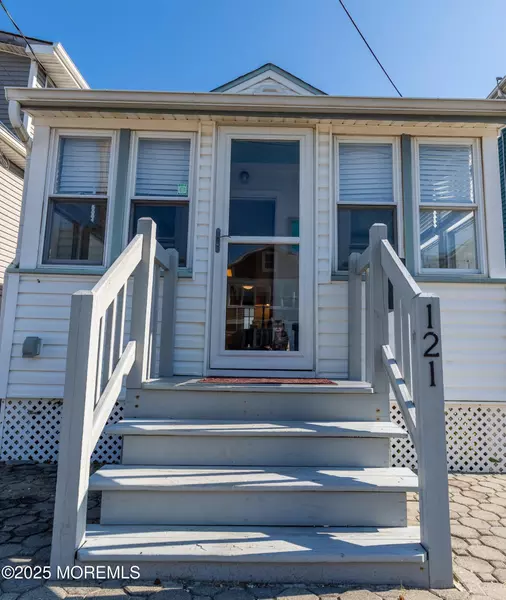 121 L Street, Seaside Park, NJ 08752