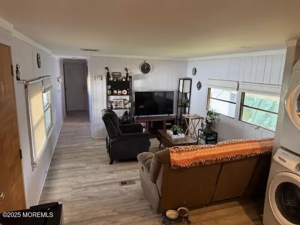 Hazlet, NJ 07730,127 Lane B